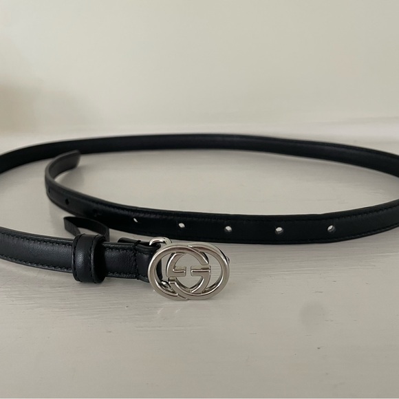 Gucci Black Leather Thin Belt with Silver Buckle - Picture 1 of 9